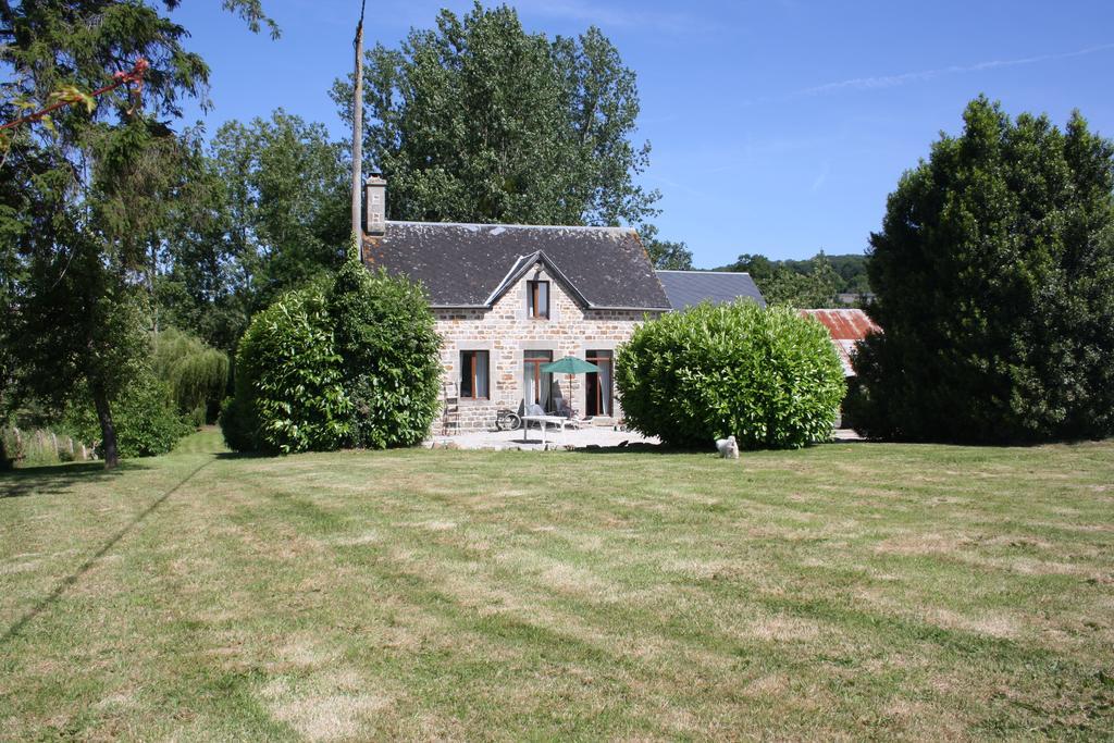 L'Aide Frechu Guest House Mortain-Bocage Exterior photo