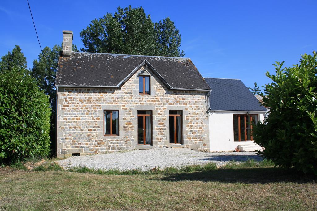 L'Aide Frechu Guest House Mortain-Bocage Exterior photo